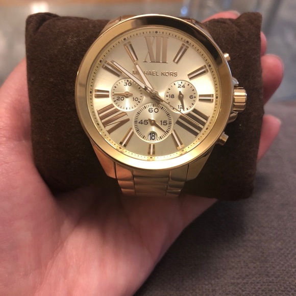 Michael Kors Gold watch - Picture 2 of 8